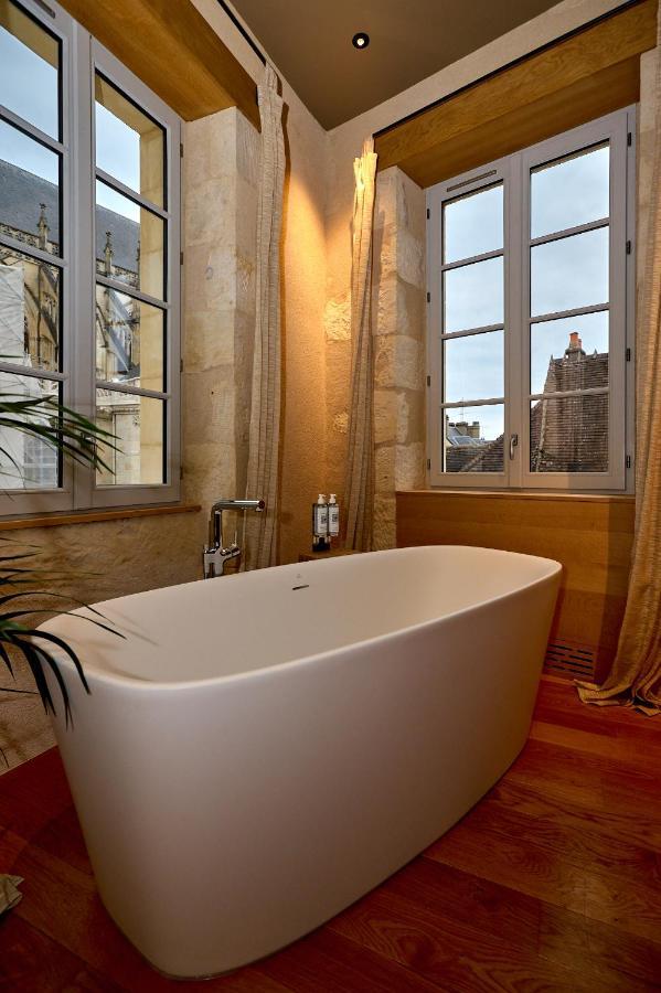 La Chapelle, Les Suites Du Palais, L'Unique 5 Etoiles De Nevers, Suite D'Exception, By Primo C0Nciergerie 外观 照片