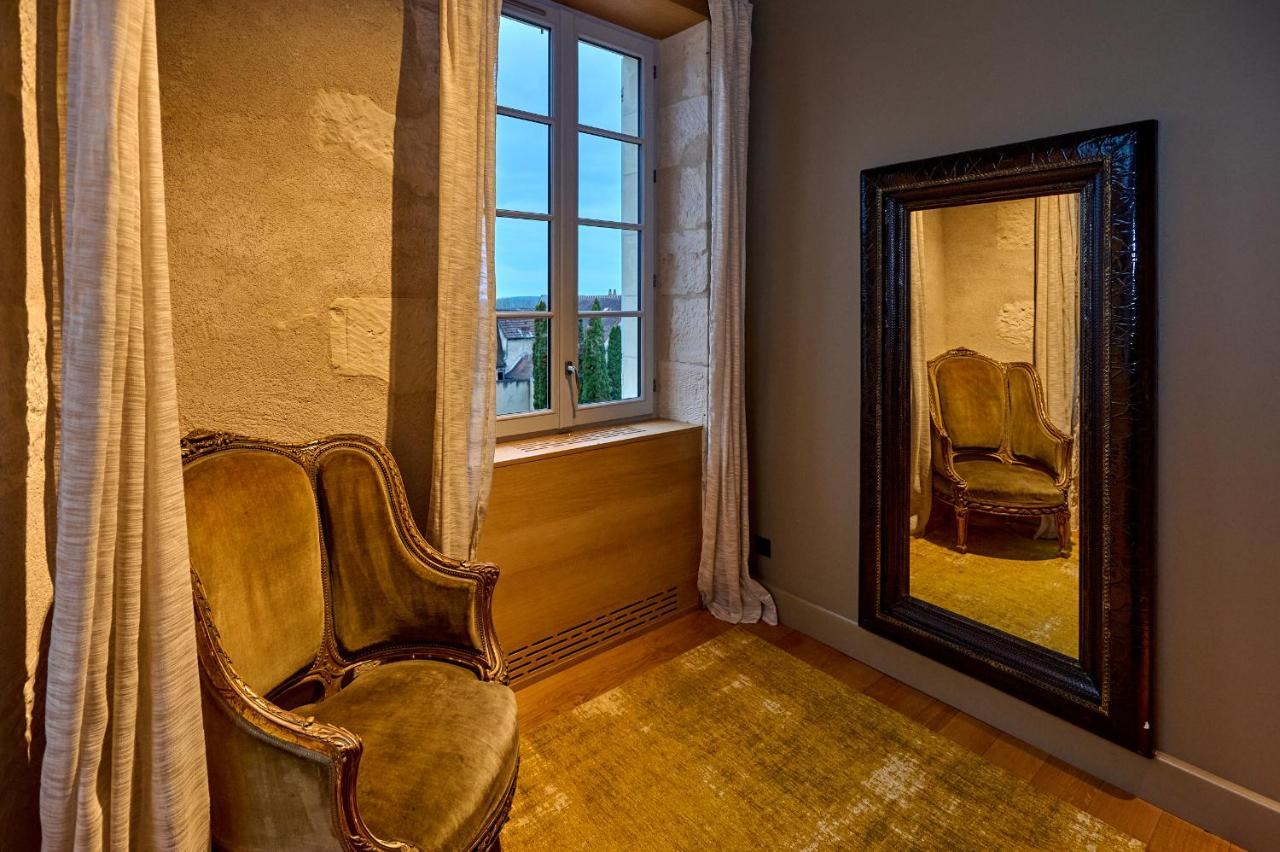 La Chapelle, Les Suites Du Palais, L'Unique 5 Etoiles De Nevers, Suite D'Exception, By Primo C0Nciergerie 外观 照片