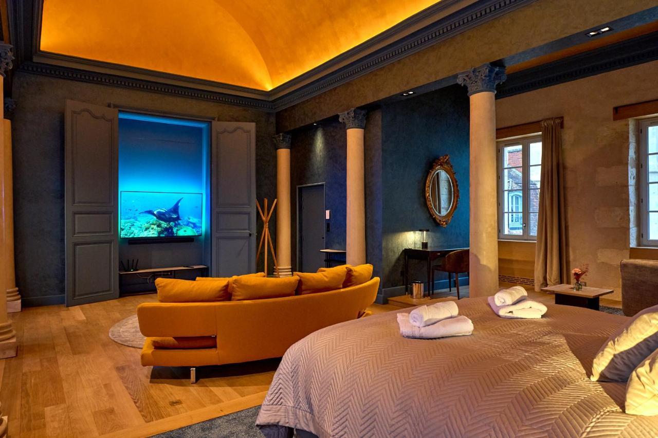 La Chapelle, Les Suites Du Palais, L'Unique 5 Etoiles De Nevers, Suite D'Exception, By Primo C0Nciergerie 外观 照片