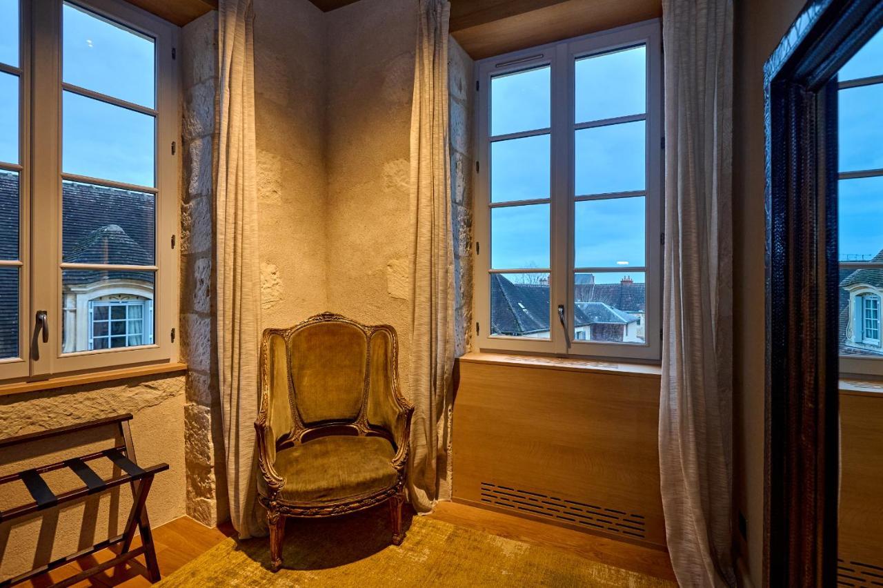 La Chapelle, Les Suites Du Palais, L'Unique 5 Etoiles De Nevers, Suite D'Exception, By Primo C0Nciergerie 外观 照片