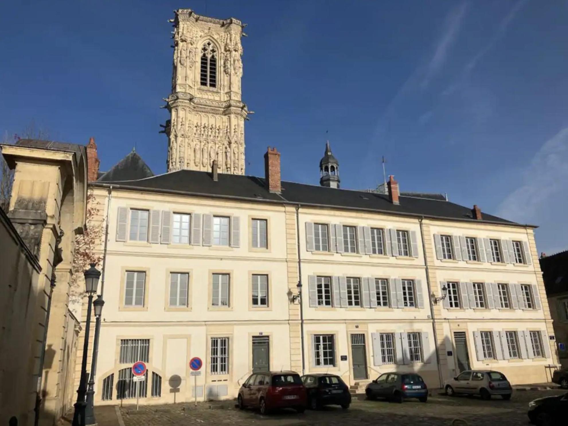 La Chapelle, Les Suites Du Palais, L'Unique 5 Etoiles De Nevers, Suite D'Exception, By Primo C0Nciergerie 外观 照片